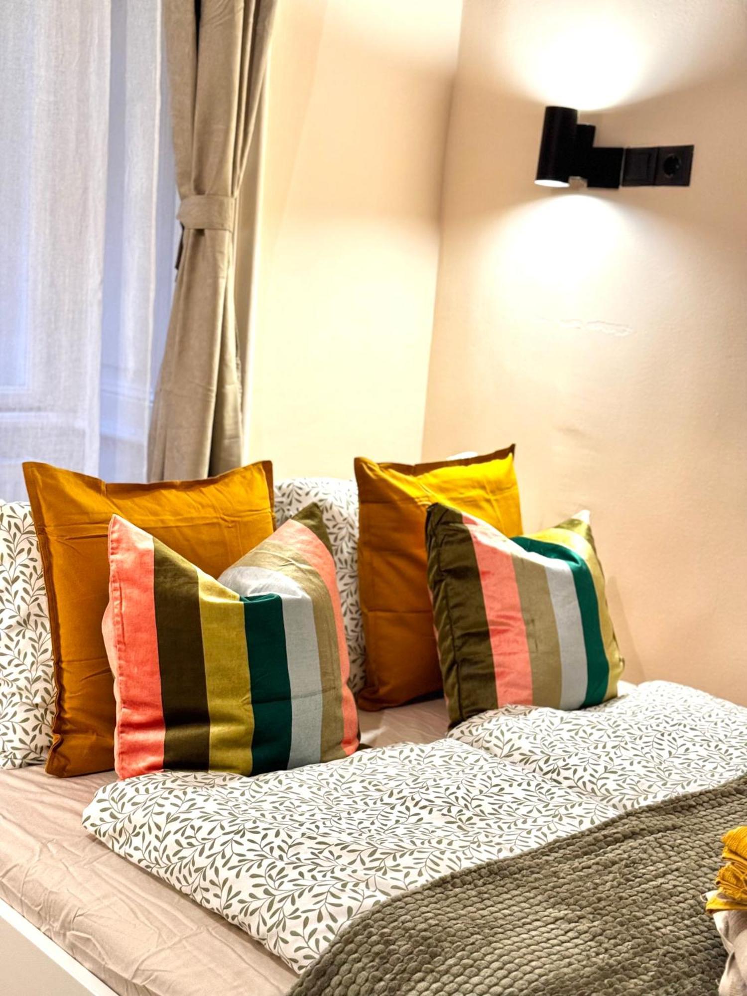 Miracle Apartment